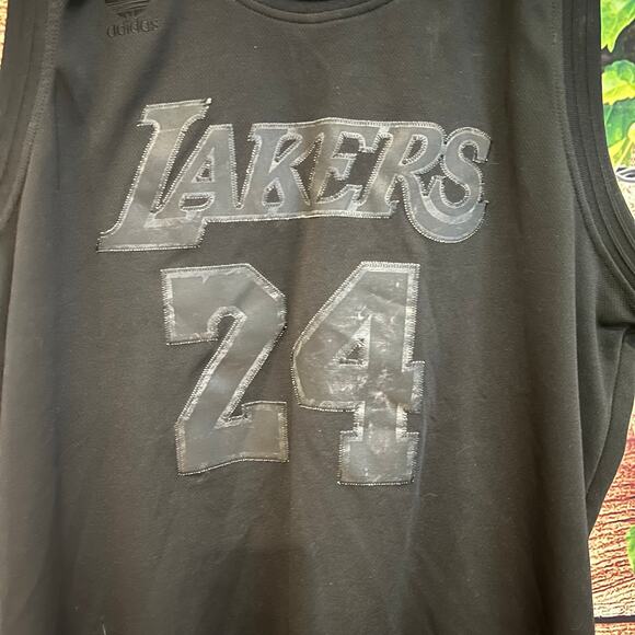 Rare Los Angeles Lakers Kobe Bryant #24 Swingman Blackout Jersey Adidas Black - Picture 2 of 9